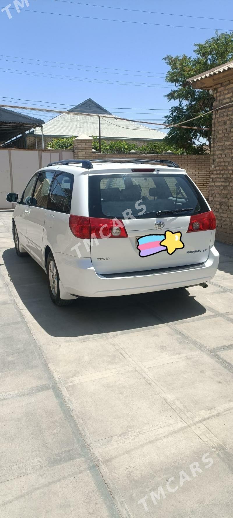 Toyota Sienna 2007 - 220 000 TMT - Mary - img 3
