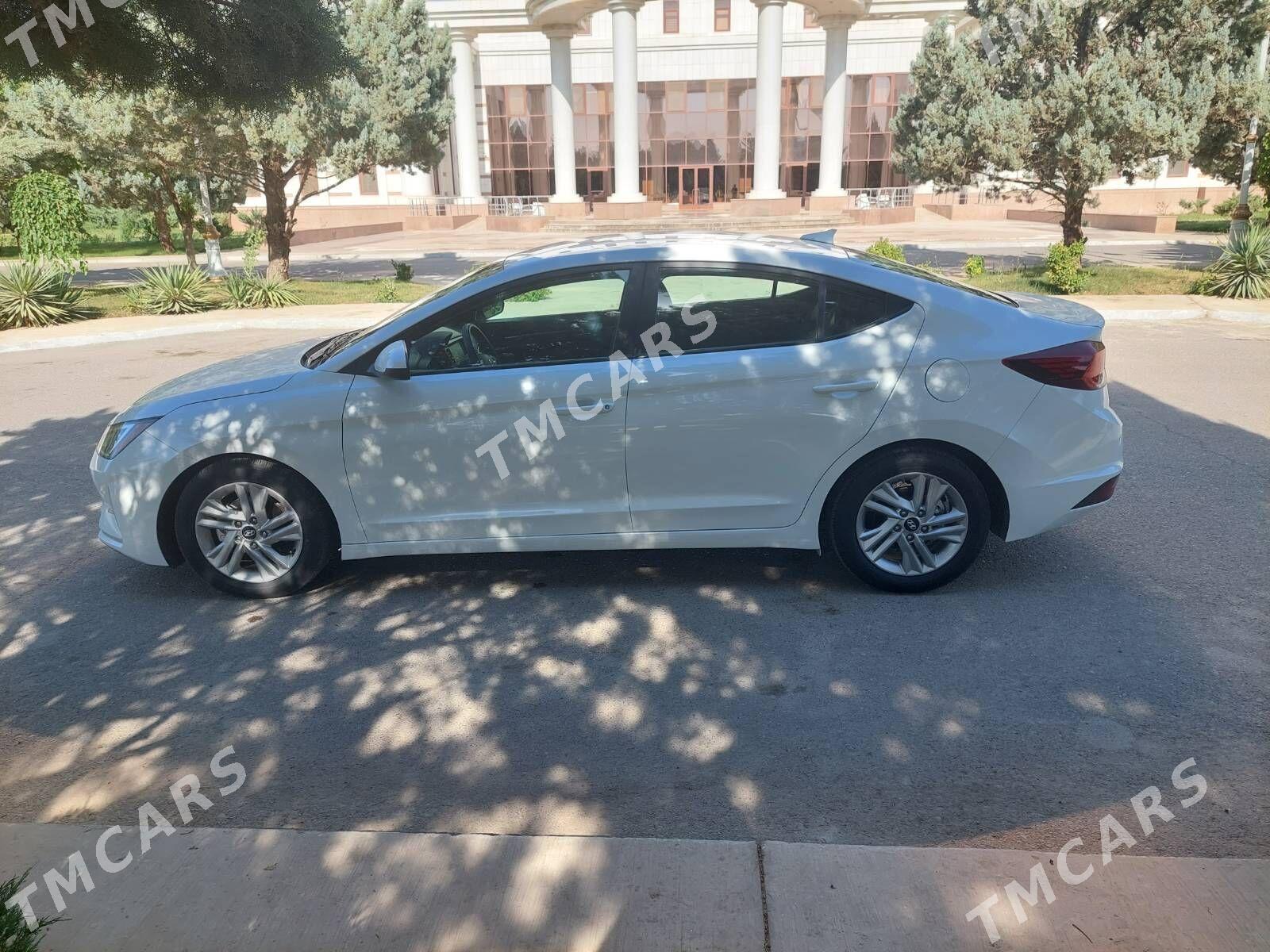 Hyundai Elantra 2020 - 220 000 TMT - Aşgabat - img 3