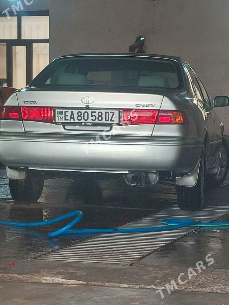 Toyota Camry 2001 - 140 000 TMT - Türkmenbaşy etr. - img 2