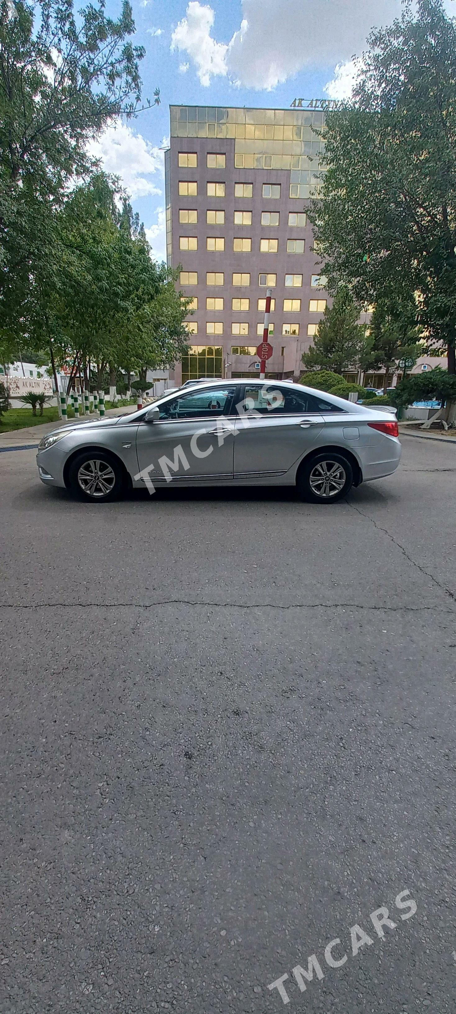 Hyundai Sonata 2012 - 155 000 TMT - Ашхабад - img 4