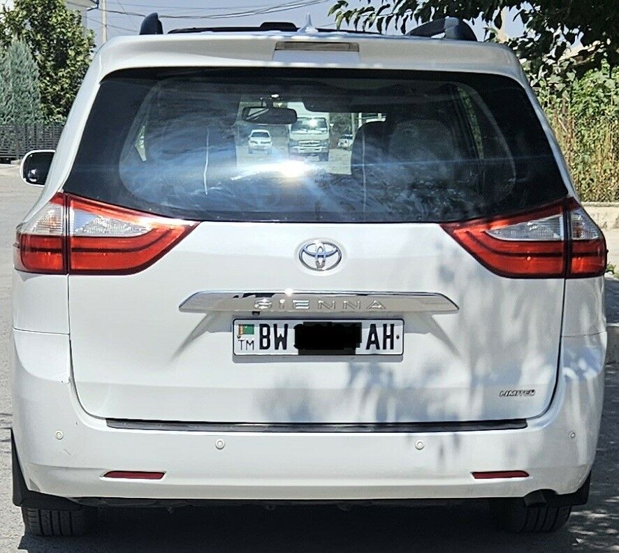 Toyota Sienna 2010 - 295 000 TMT - Aşgabat - img 2