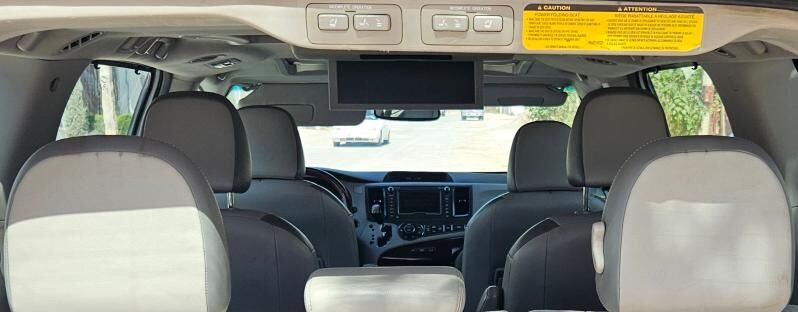 Toyota Sienna 2010 - 295 000 TMT - Aşgabat - img 10