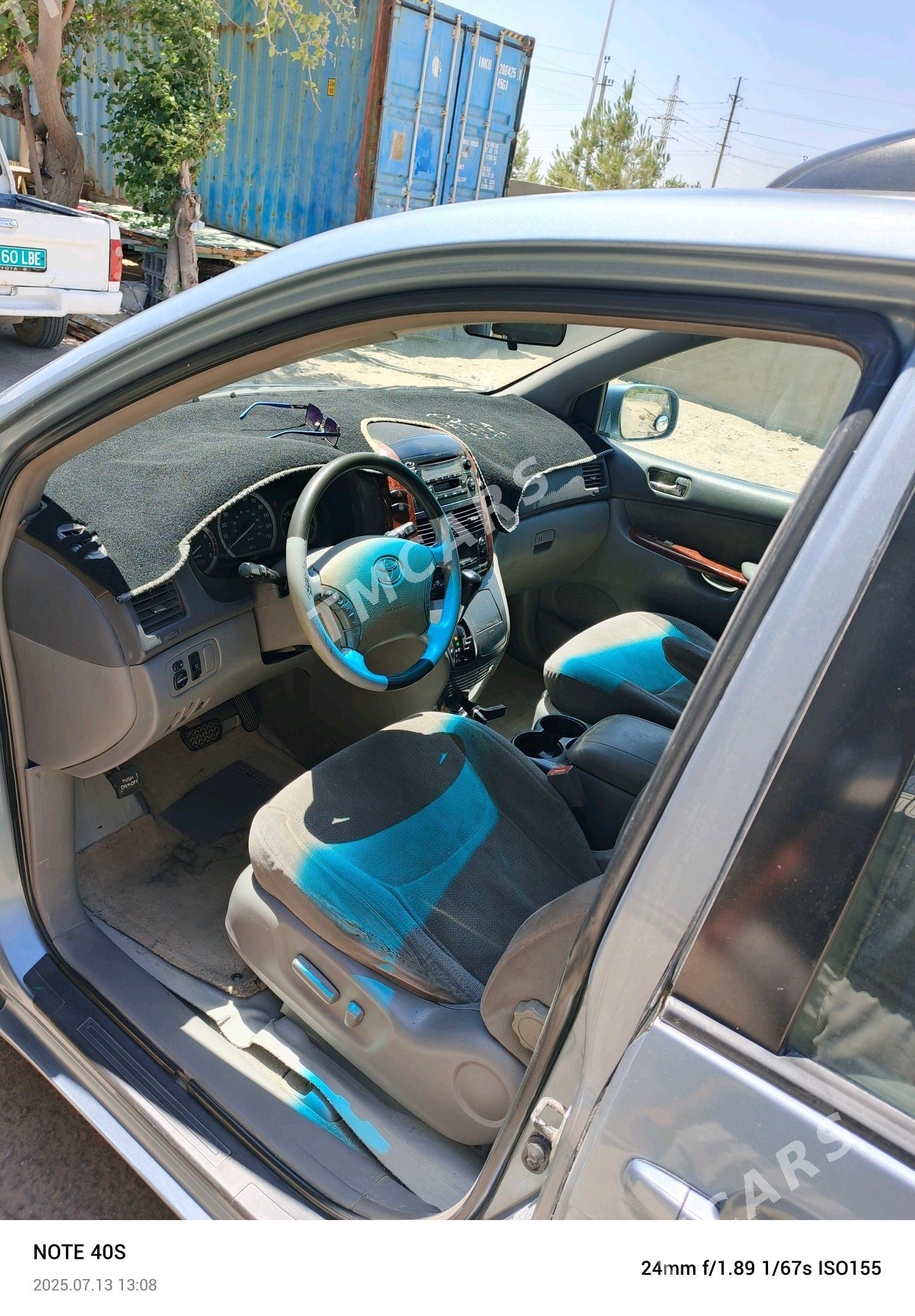Toyota Sienna 2004 - 160 000 TMT - Туркменабат - img 3