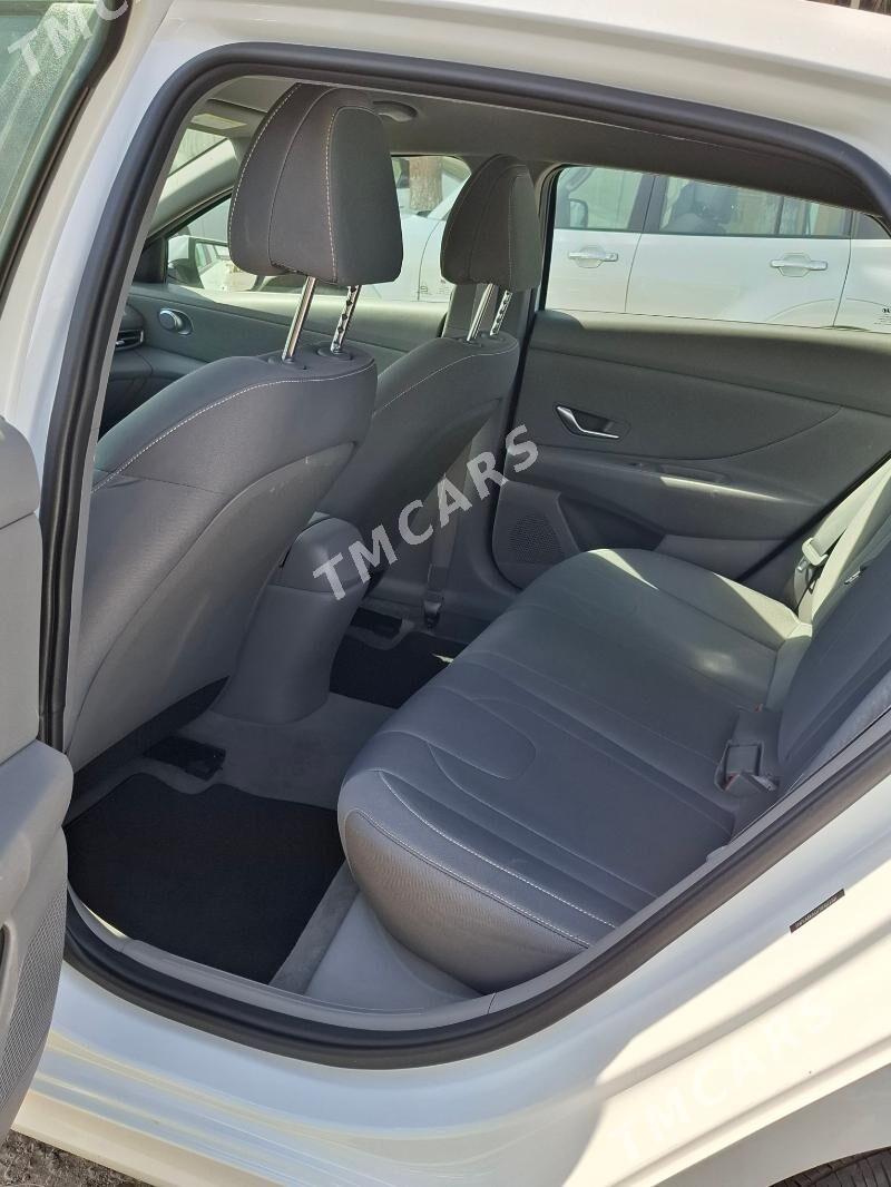 Hyundai Elantra 2022 - 270 000 TMT - 11 мкр - img 7