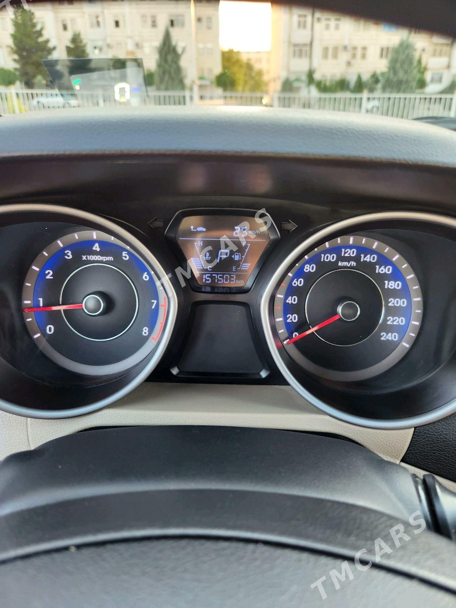 Hyundai Elantra 2013 - 168 000 TMT - Parahat 7 - img 5