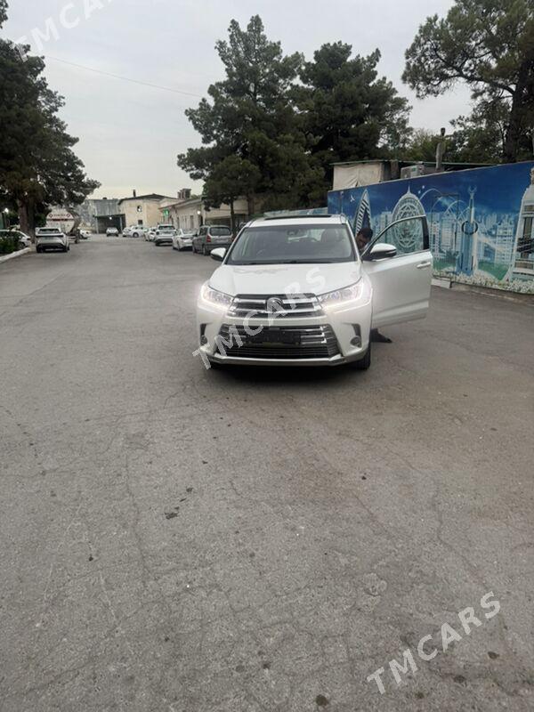 Toyota Highlander 2019 - 430 000 TMT - Aşgabat - img 2