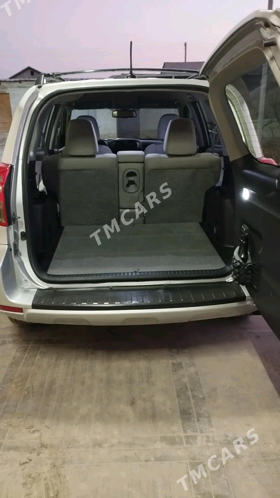 Toyota RAV4 2011 - 200 000 TMT - Türkmenabat - img 6