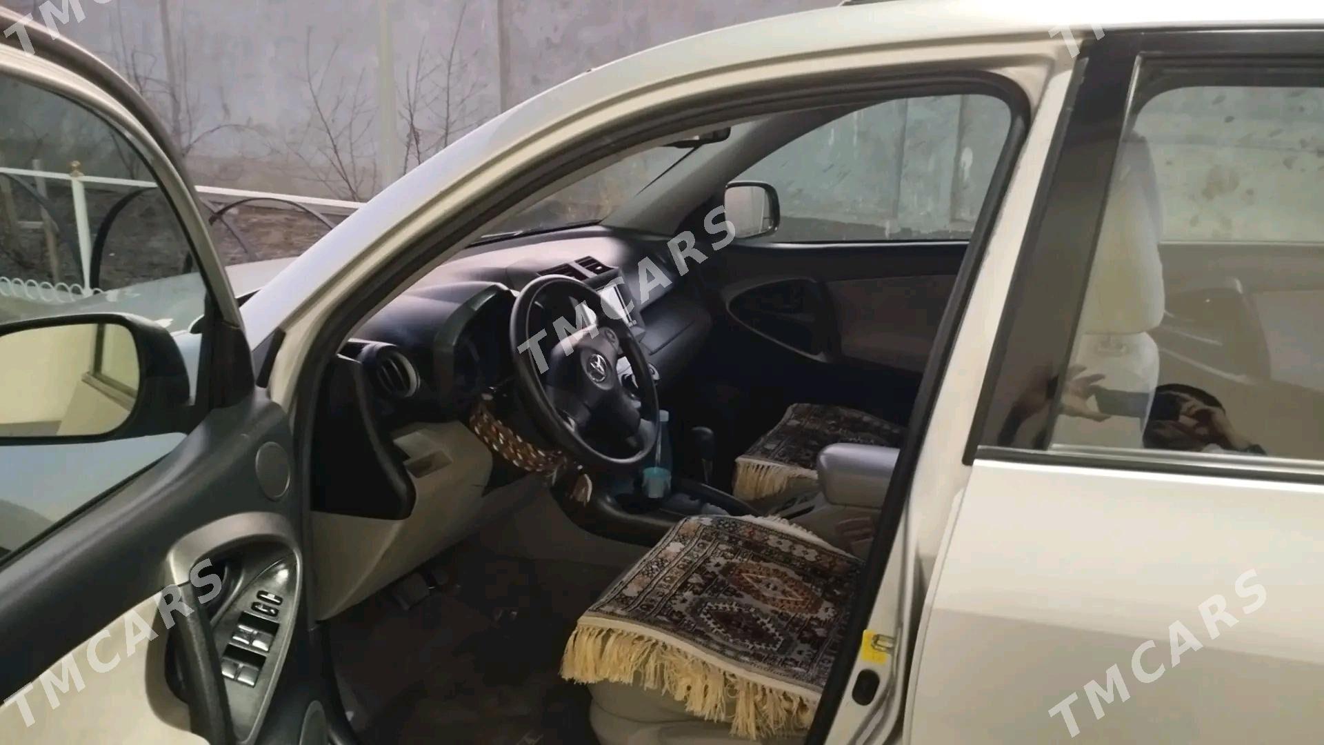 Toyota RAV4 2011 - 200 000 TMT - Türkmenabat - img 5