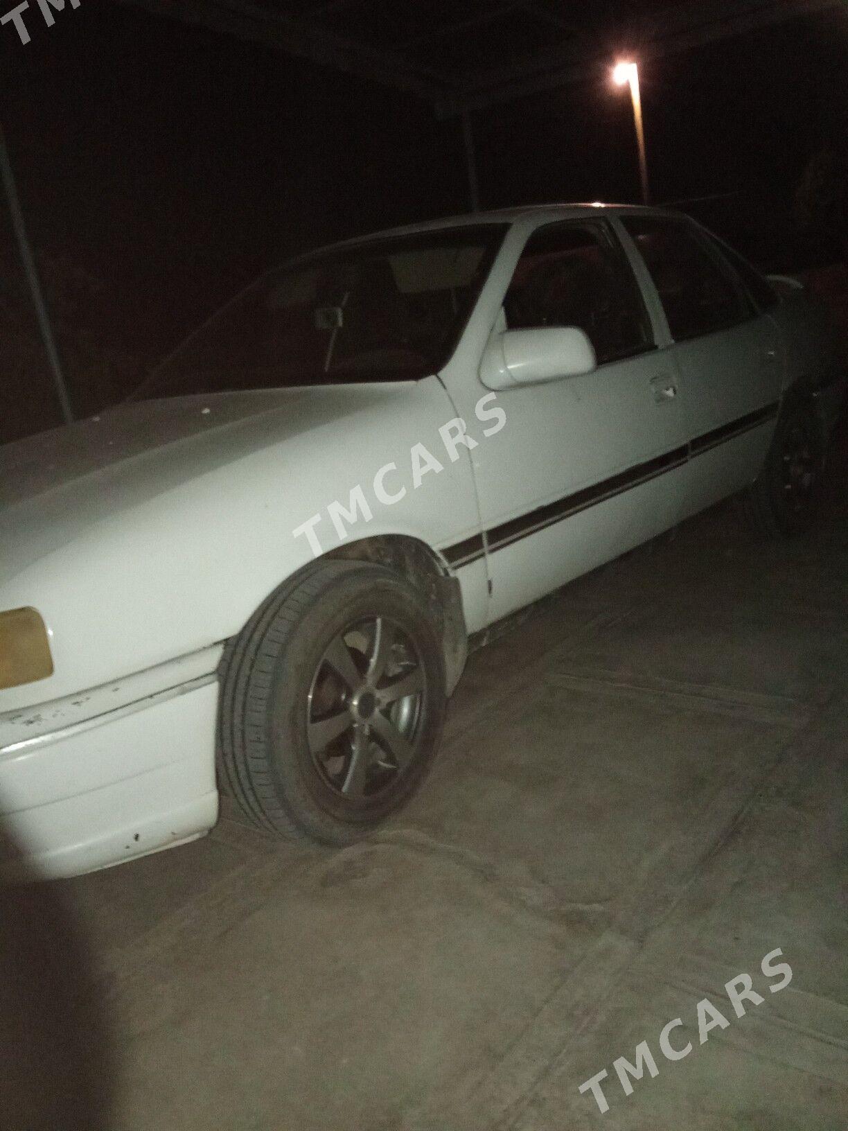 Opel Vectra 1990 - 20 000 TMT - Farap - img 3