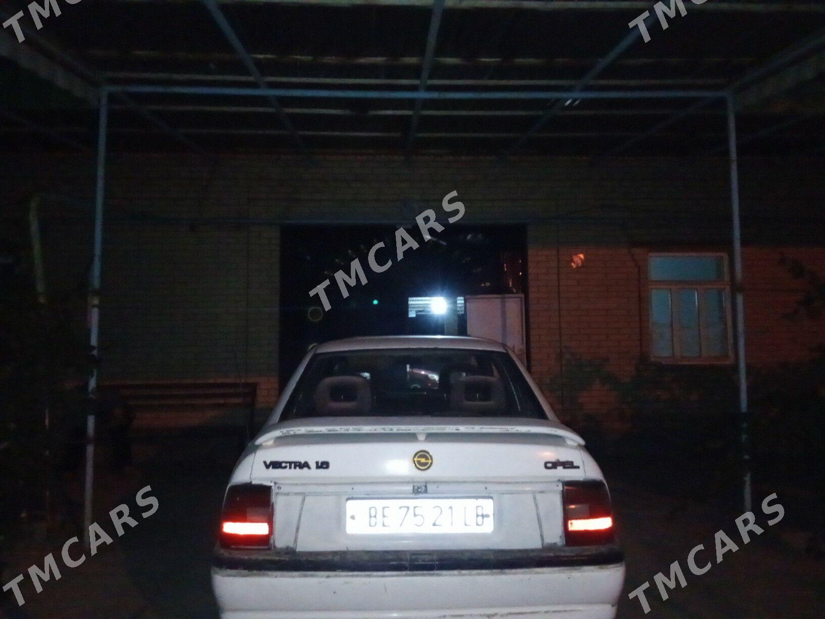 Opel Vectra 1990 - 20 000 TMT - Farap - img 2