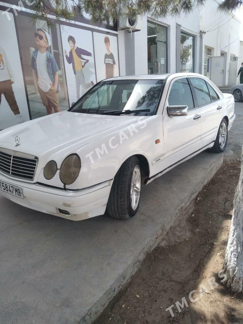 Mercedes-Benz 230E 1997 - 30 000 TMT - Гызыларбат - img 6
