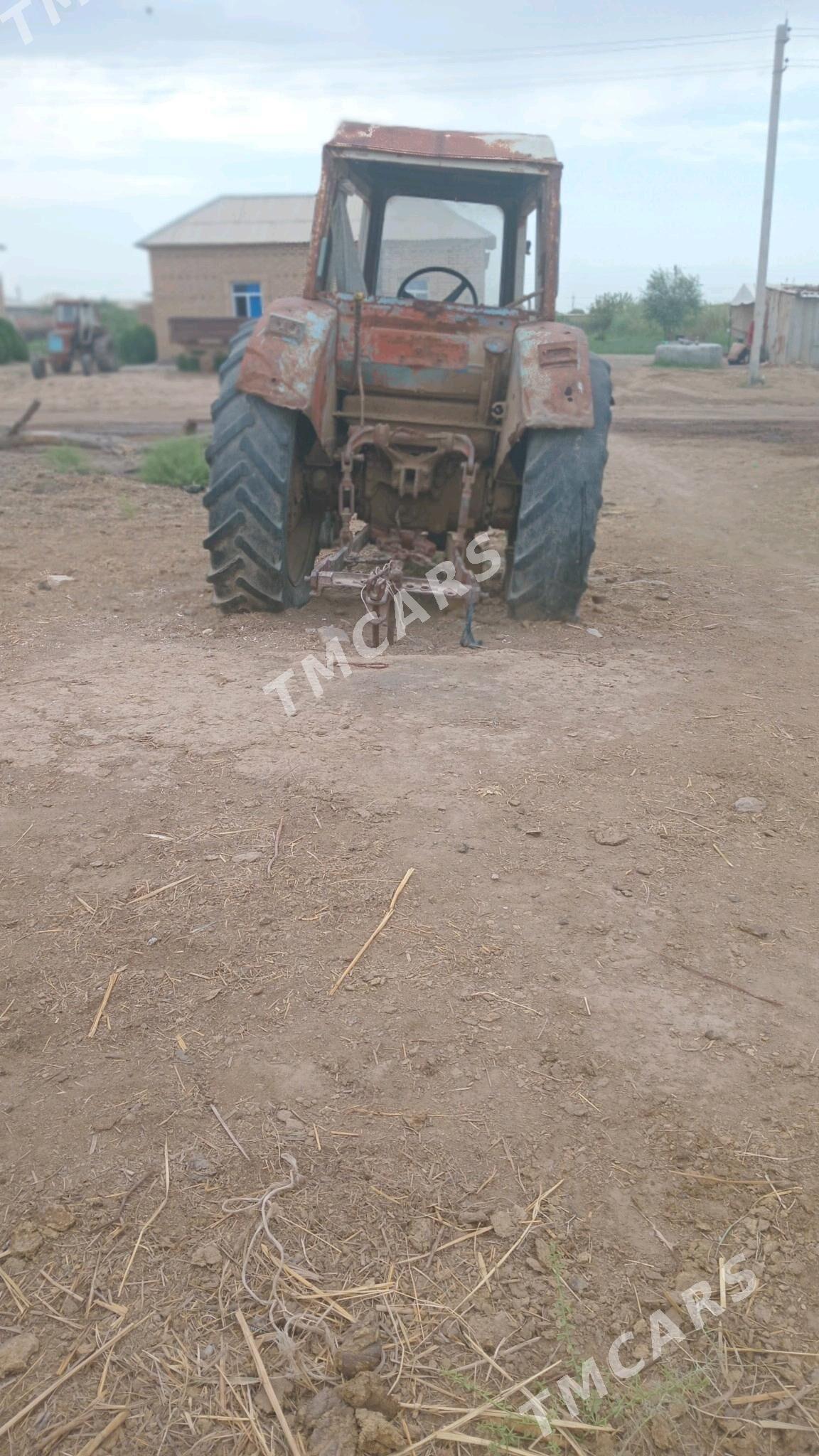 MTZ T-28 1990 - 10 000 TMT - Бабадайхан - img 2