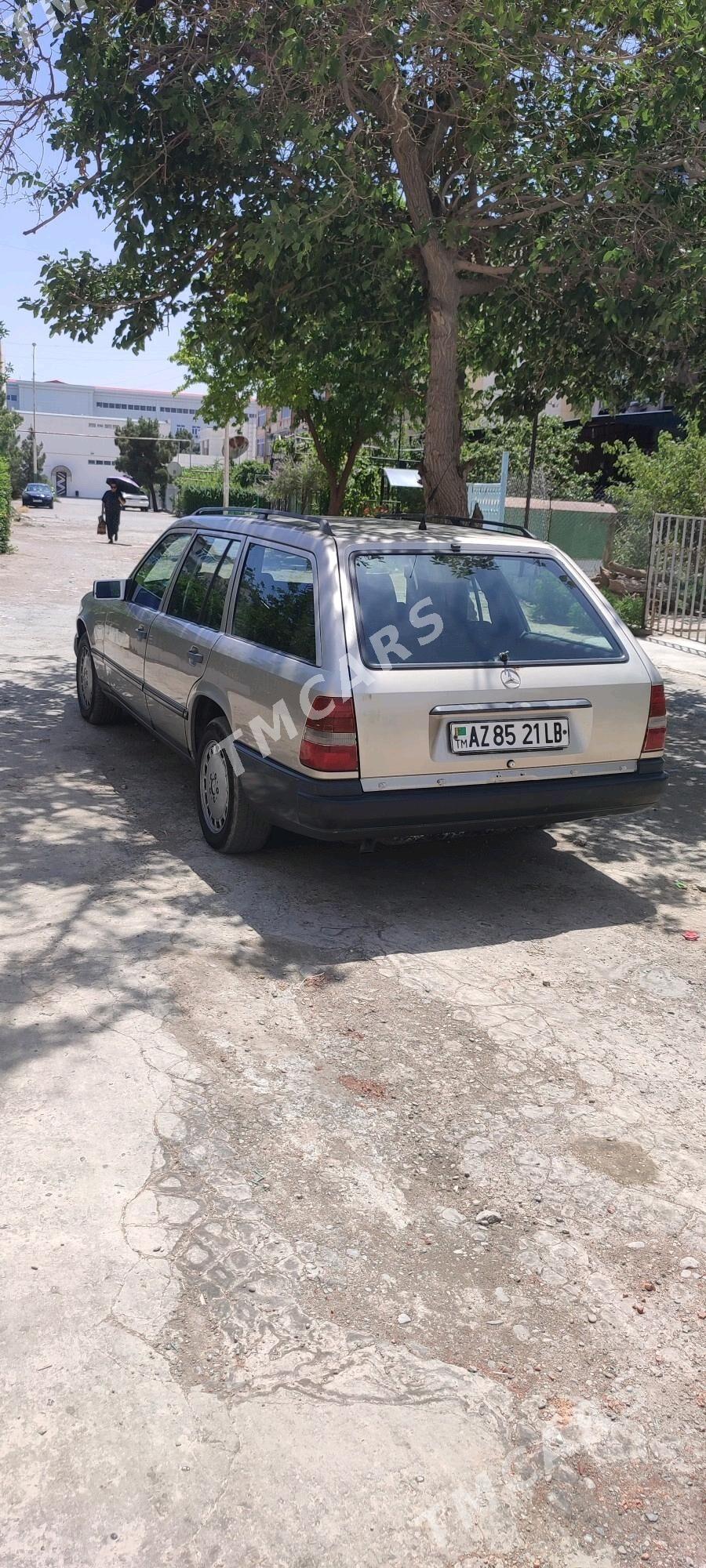Mercedes-Benz 230E 1987 - 35 000 TMT - Туркменабат - img 2