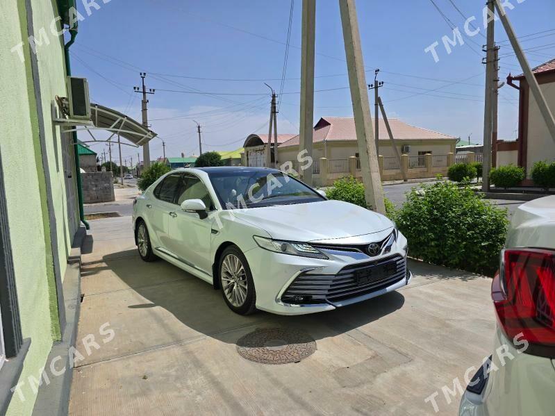Toyota Camry 2023 - 558 000 TMT - Ашхабад - img 3