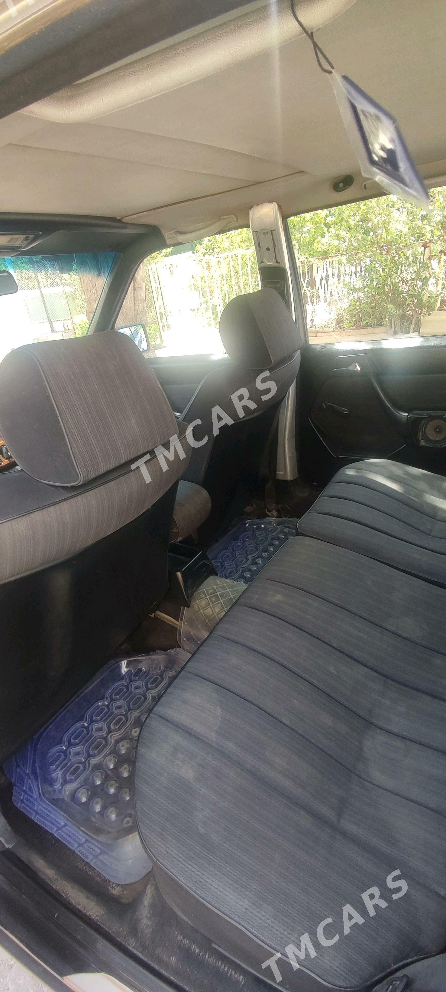 Mercedes-Benz 230E 1987 - 35 000 TMT - Туркменабат - img 3
