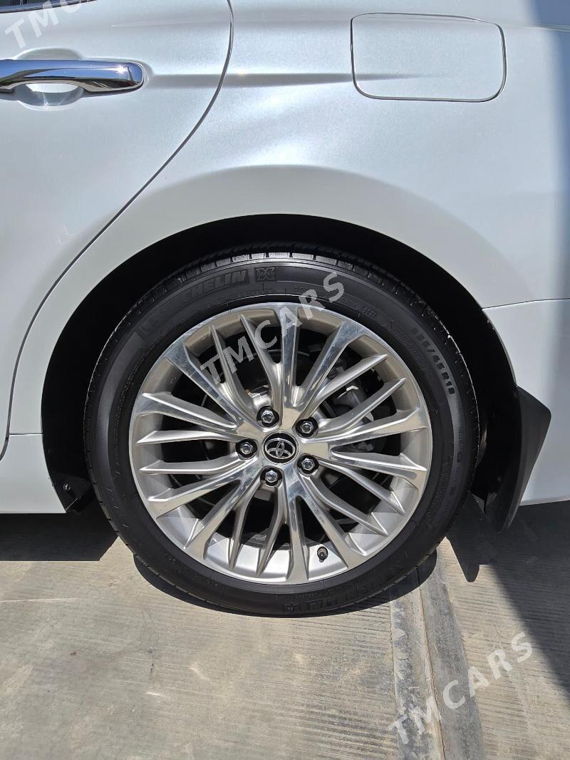 Toyota Camry 2023 - 558 000 TMT - Ашхабад - img 7