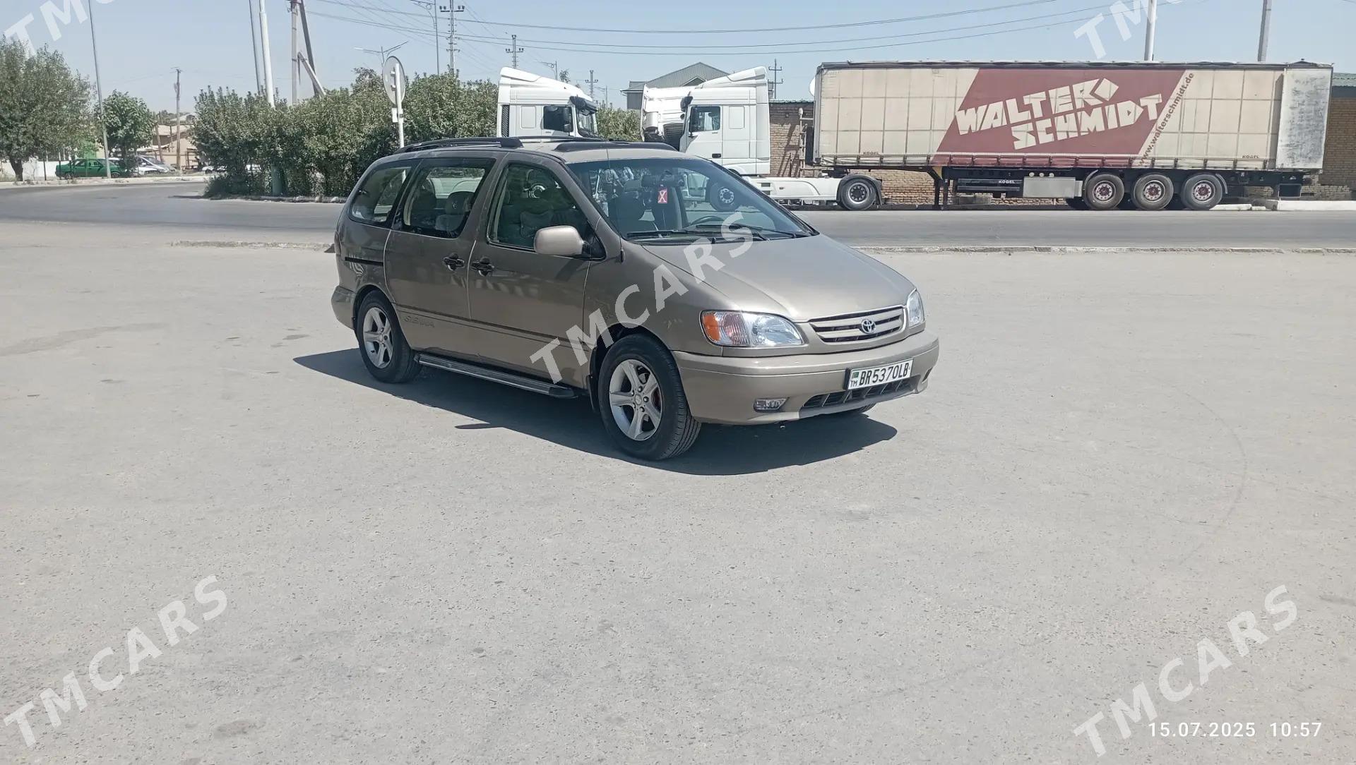 Toyota Sienna 1999 - 130 000 TMT - Türkmenabat - img 4