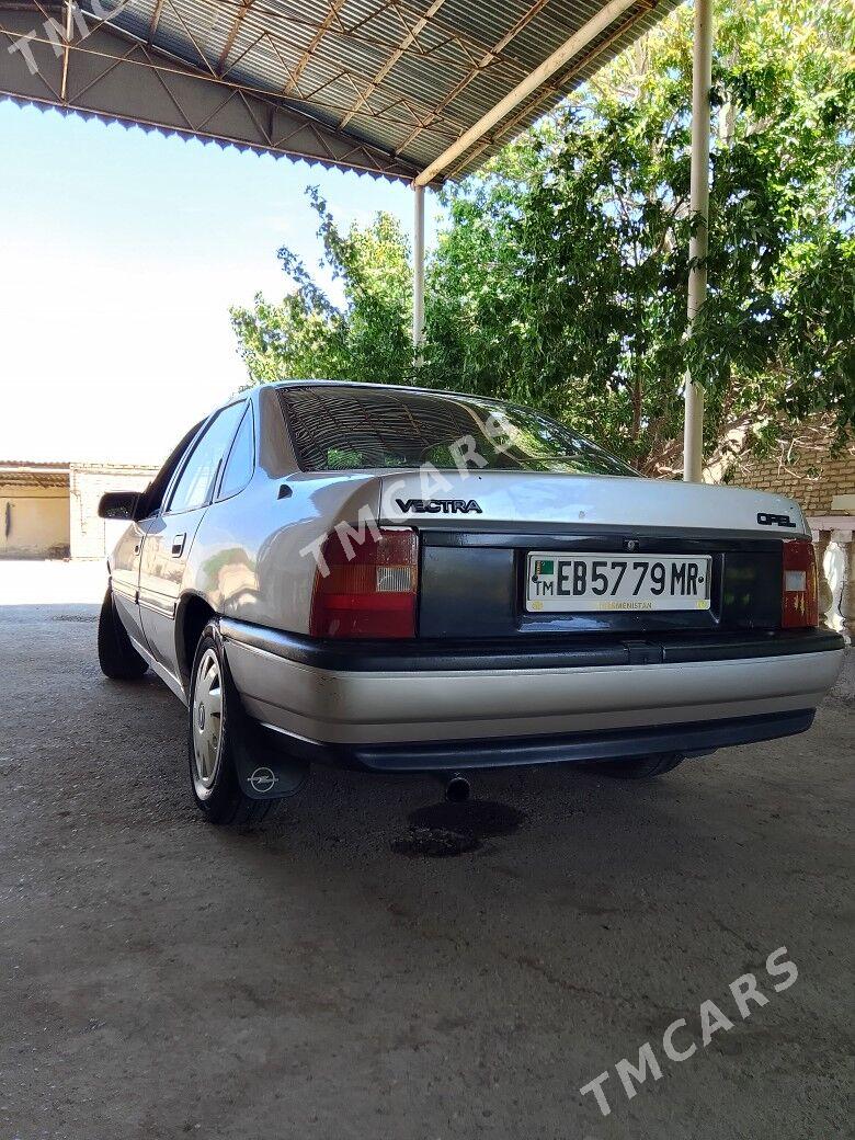 Opel Vectra 1990 - 26 000 TMT - Векильбазар - img 7