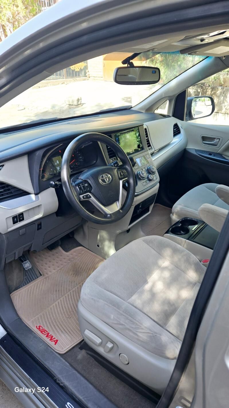 Toyota Sienna 2016 - 310 000 TMT - Дашогуз - img 2