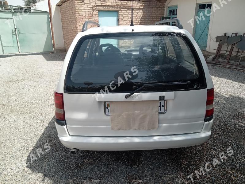 Opel Astra 1993 - 36 000 TMT - Кака - img 6