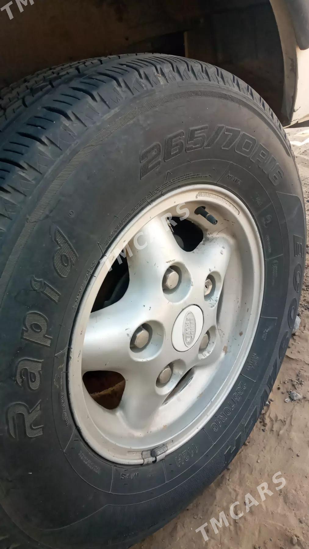 Land Rover Discovery 1997 - 20 000 TMT - Чоганлы - img 2
