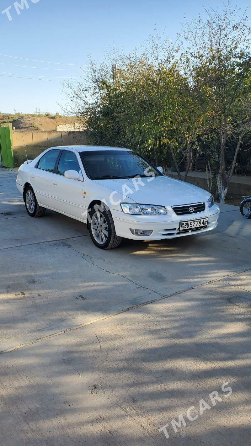 Toyota Camry 2000 - 124 000 TMT - Кака - img 8