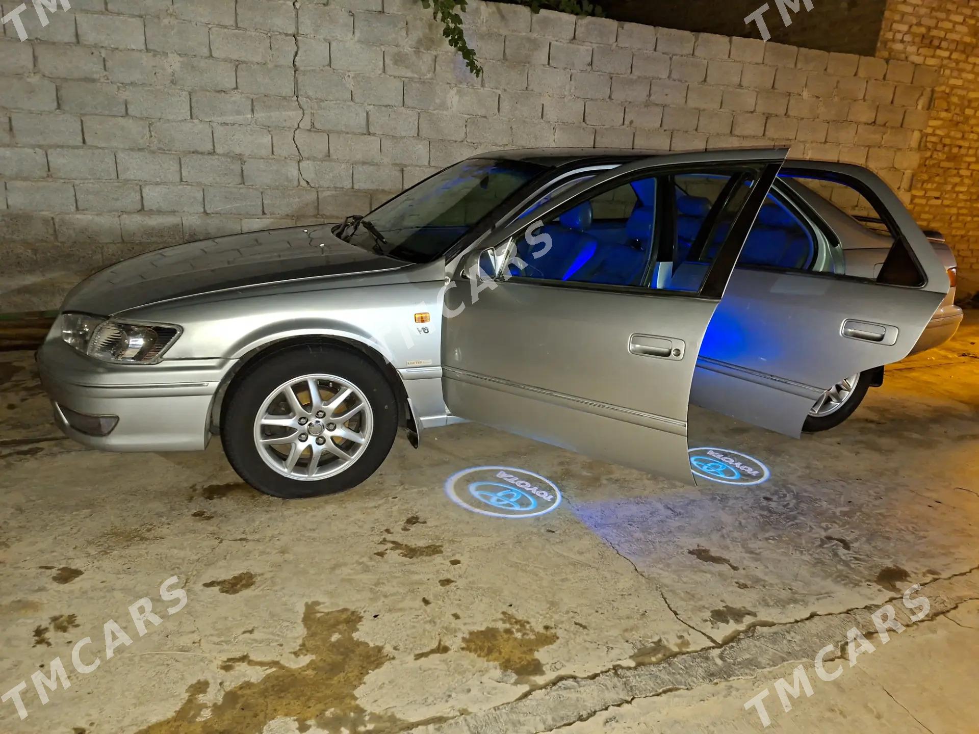 Toyota Camry 2000 - 170 000 TMT - Теджен - img 7