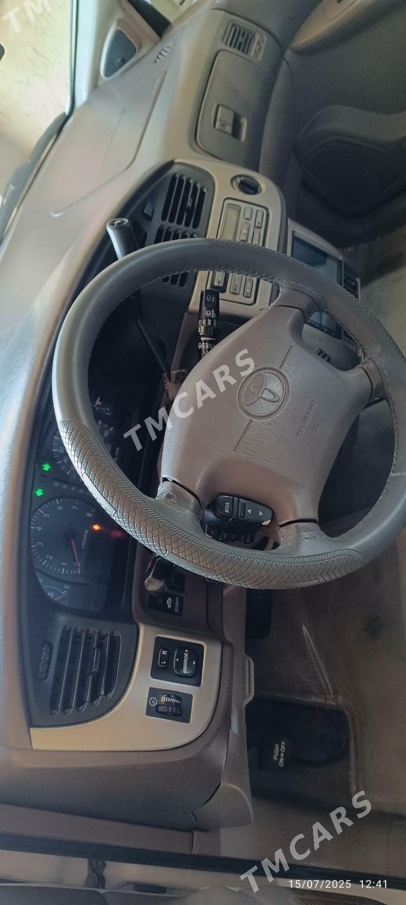 Toyota Sienna 2002 - 185 000 TMT - Шабатский этрап - img 3