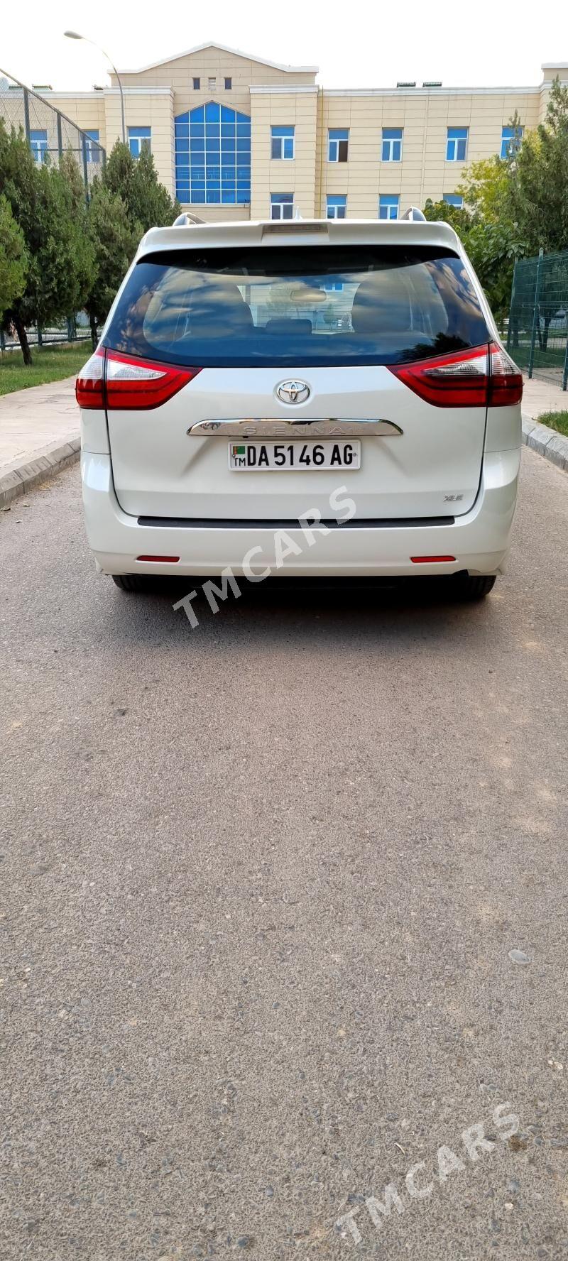 Toyota Sienna 2020 - 440 000 TMT - Ашхабад - img 2
