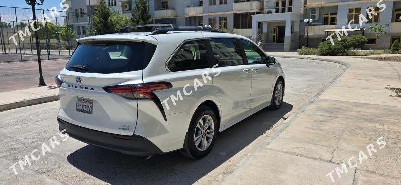 Toyota Sienna 2022 - 608 000 TMT - Мары - img 5