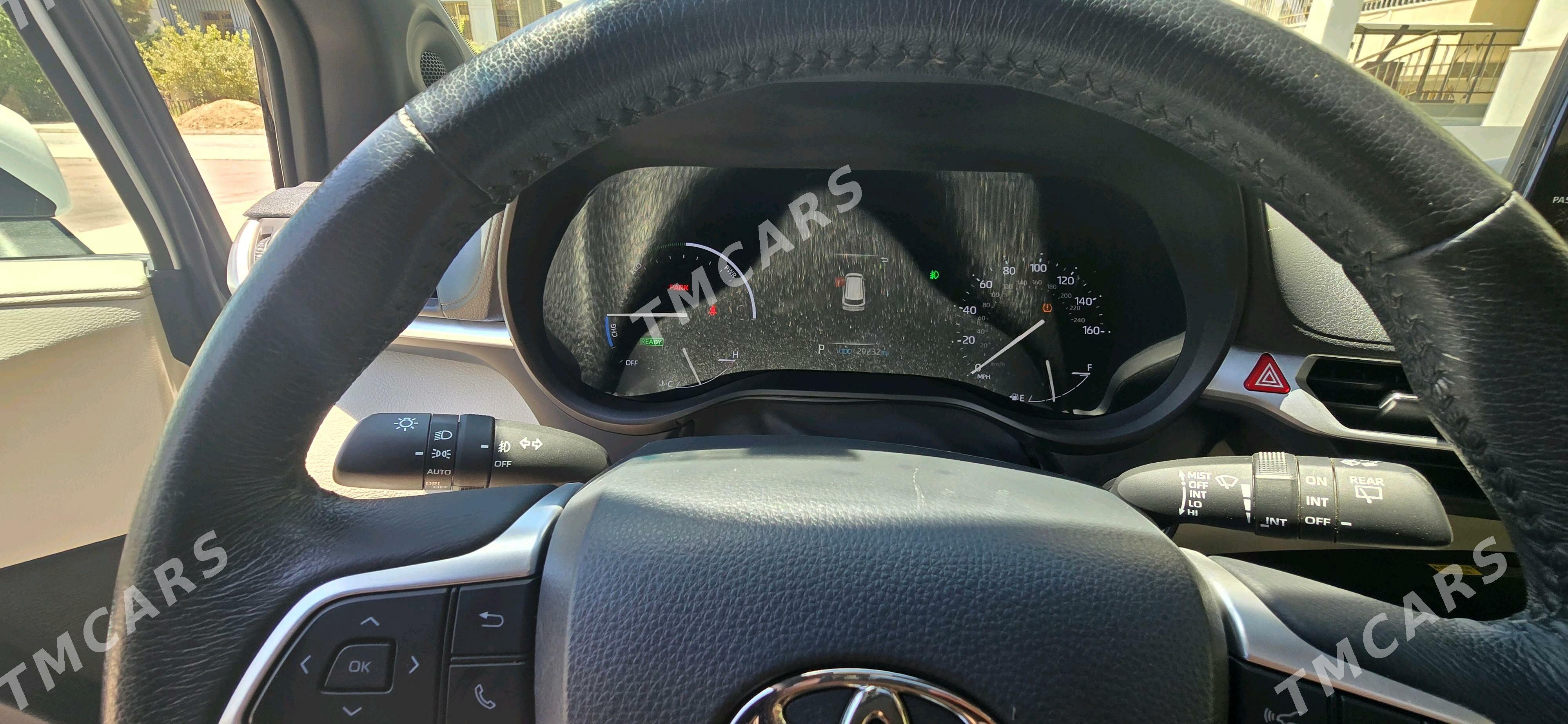 Toyota Sienna 2022 - 608 000 TMT - Мары - img 7