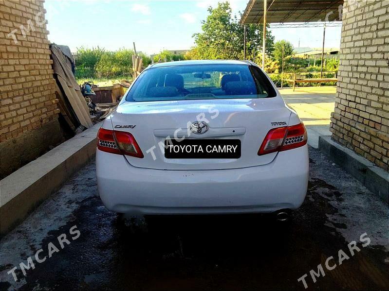 Toyota Camry 2010 - 140 000 TMT - Sakar - img 2