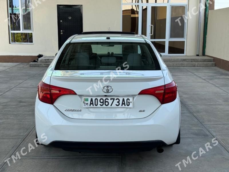 Toyota Corolla 2018 - 220 000 TMT - Бузмеин - img 3
