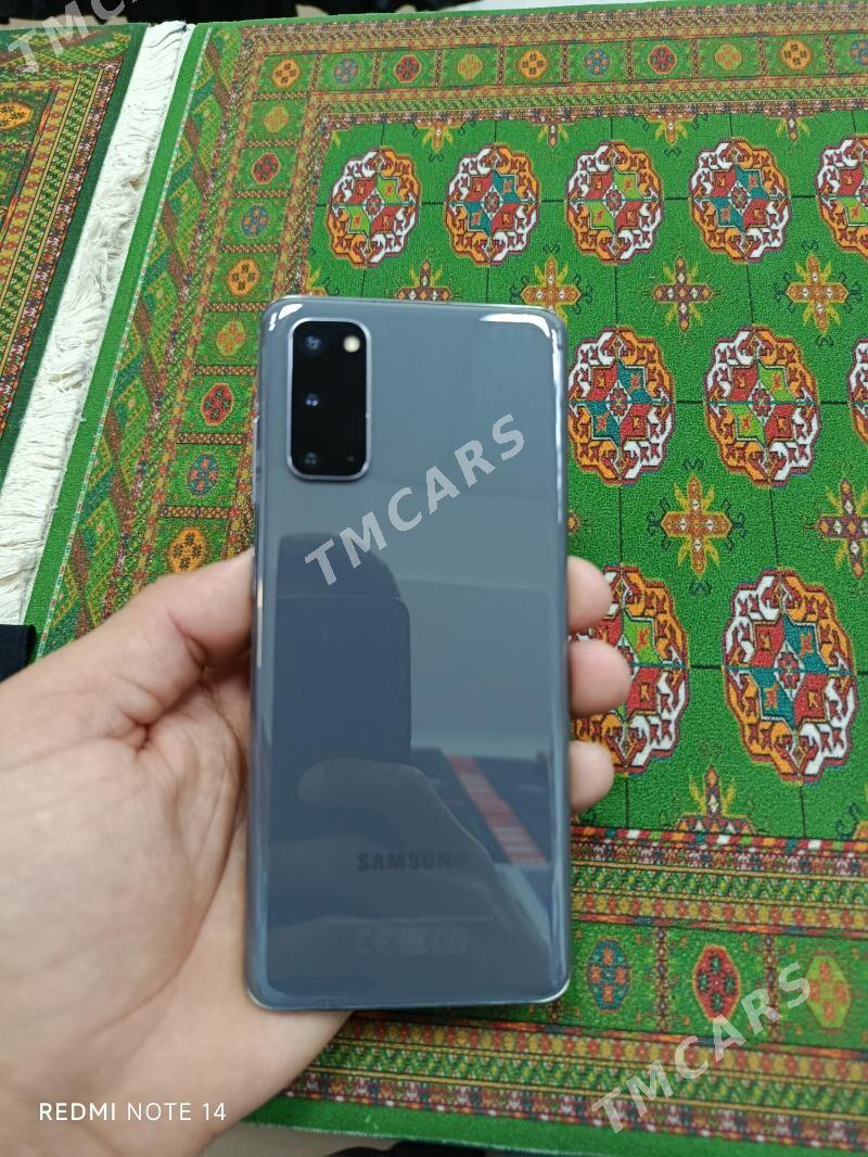 Samsung S20 - Торговый центр "15 лет Независимости" - img 2