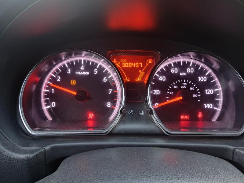 Nissan Versa 2013 - 120 000 TMT - Мир 7 - img 10
