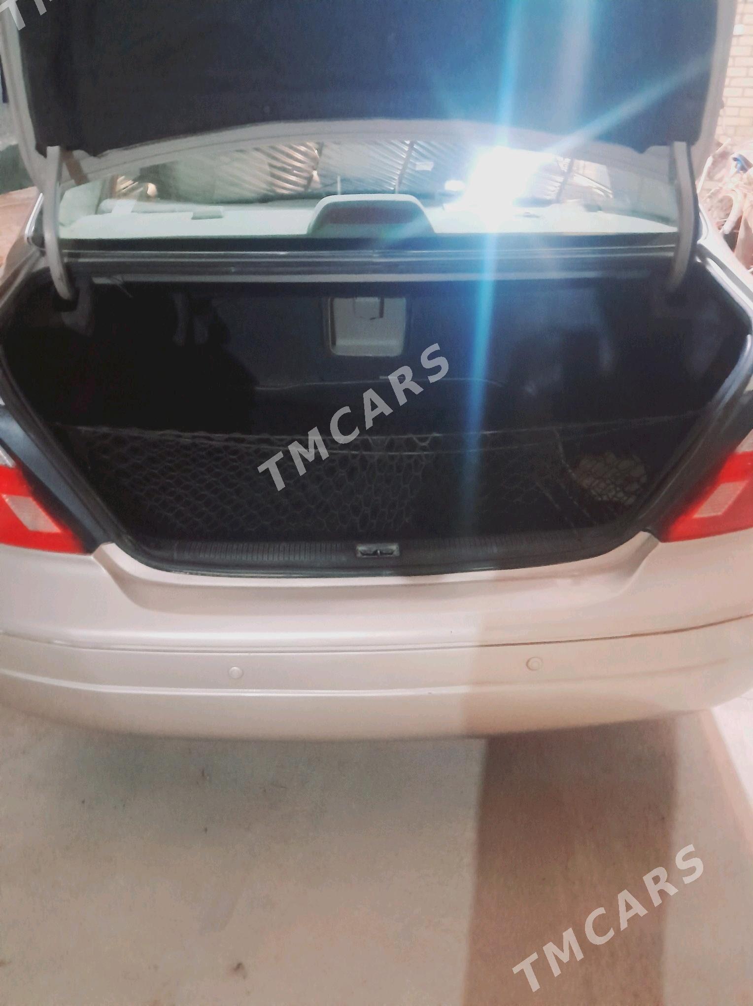 Toyota Avalon 2004 - 270 000 TMT - Мары - img 3
