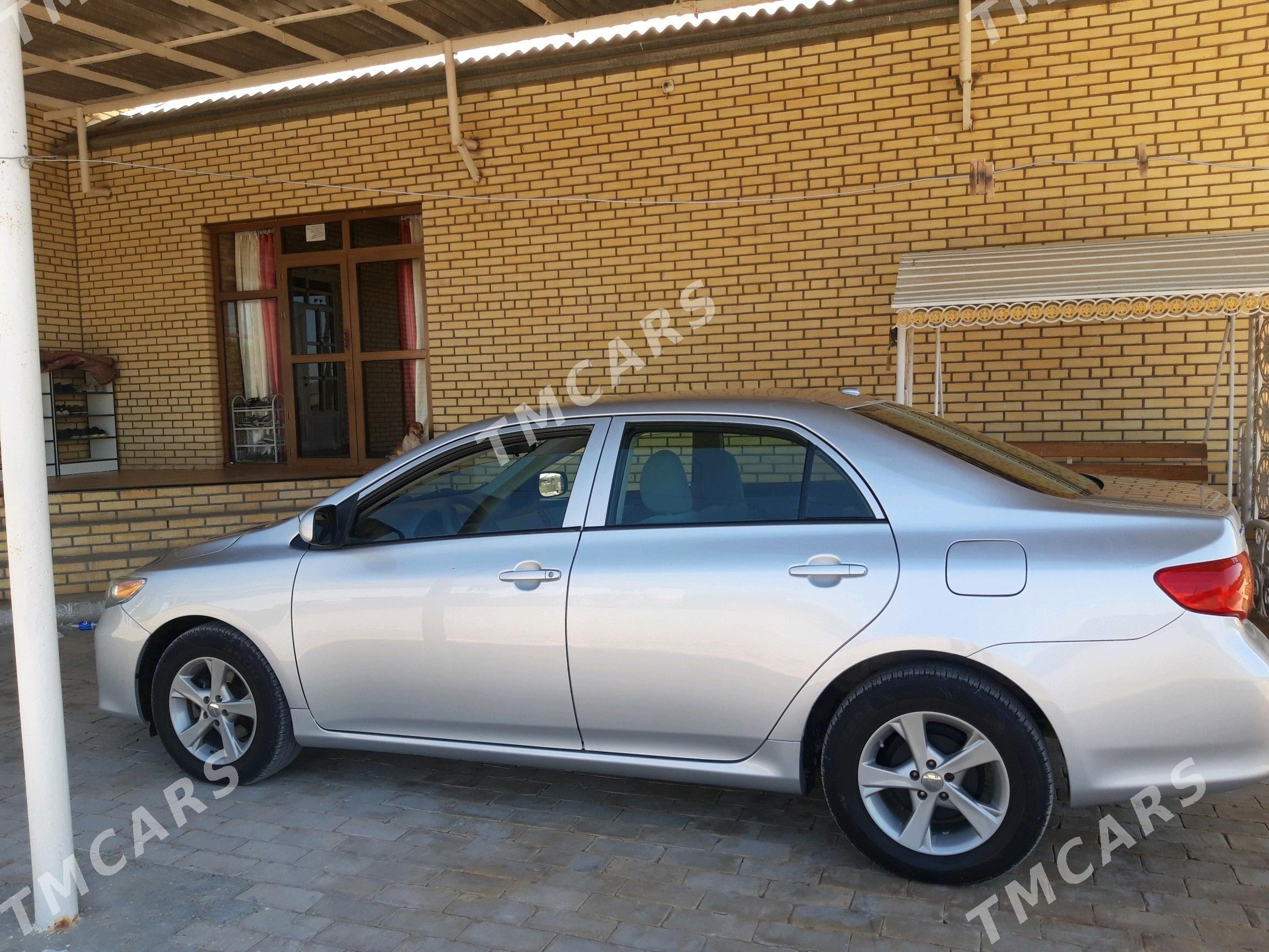 Toyota Corolla 2010 - 135 000 TMT - Мары - img 6