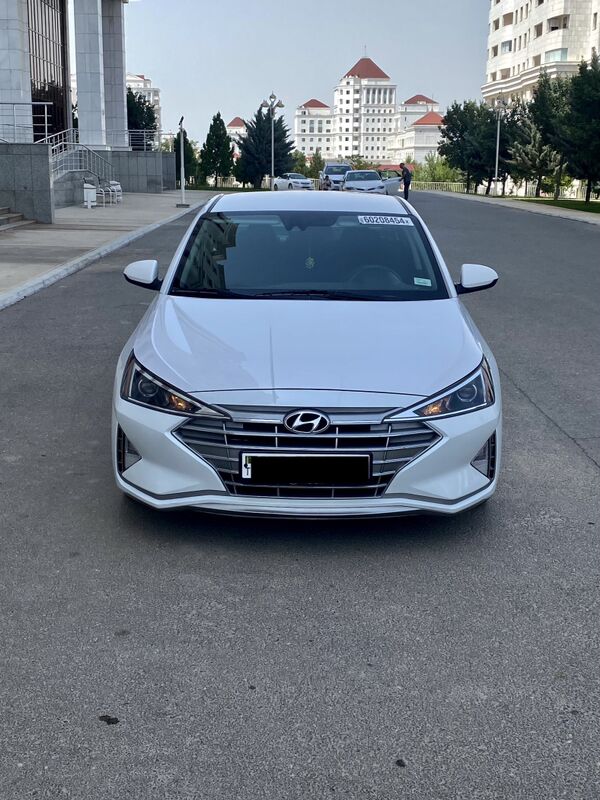 Hyundai Elantra 2020 - 250 000 TMT - Aşgabat - img 2