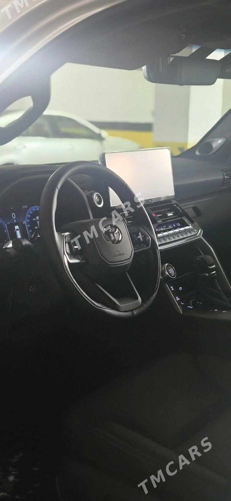 Toyota Land Cruiser 2025 - 1 716 000 TMT - 15-nji tapgyr - img 4