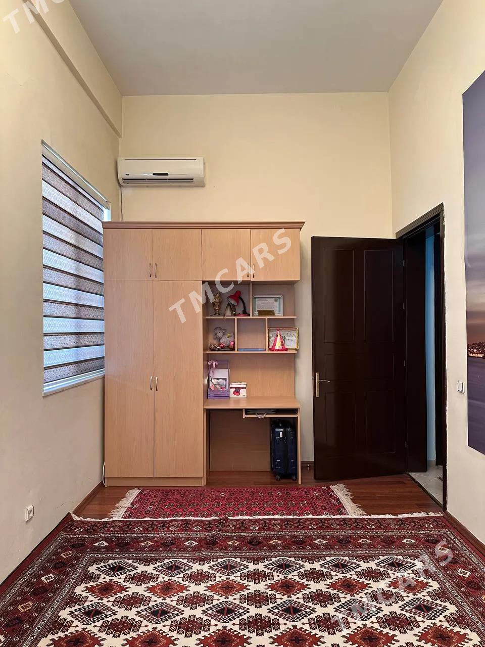 PODWOYSKİY ELİTKA - Aşgabat - img 8