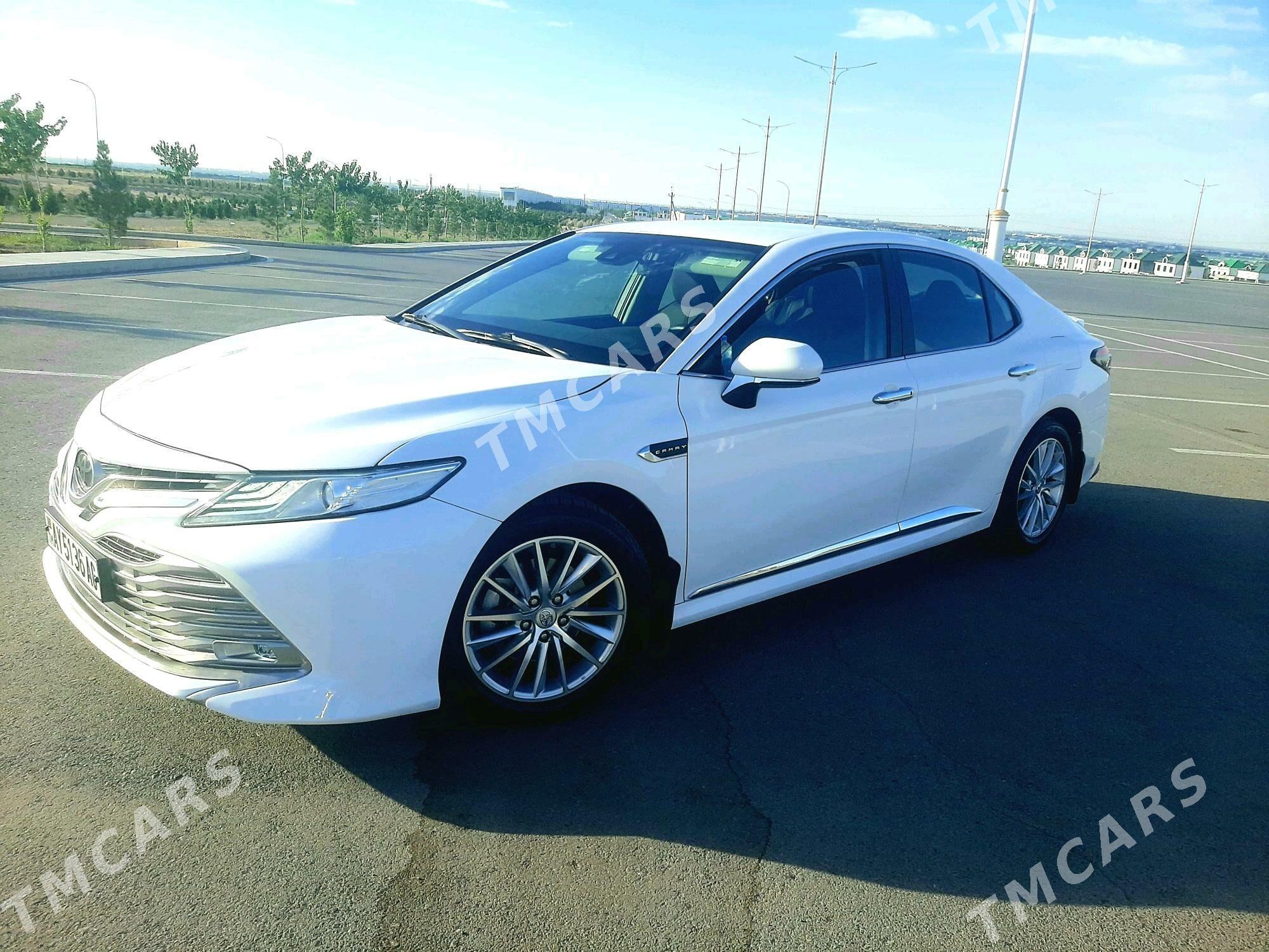 Toyota Camry 2019 - 295 000 TMT - Aşgabat - img 2