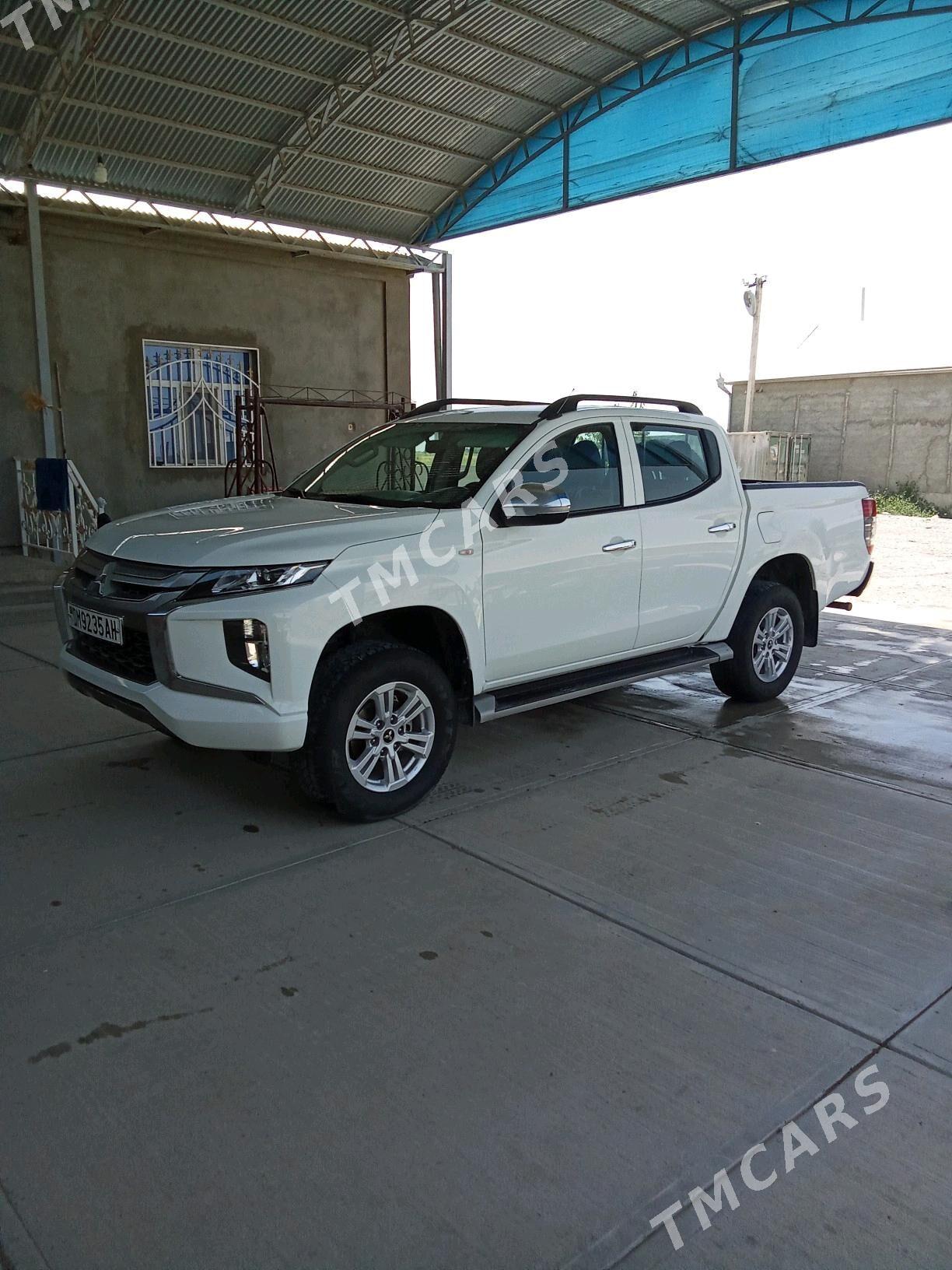 Mitsubishi L200 2021 - 330 000 TMT - Gökdepe - img 3