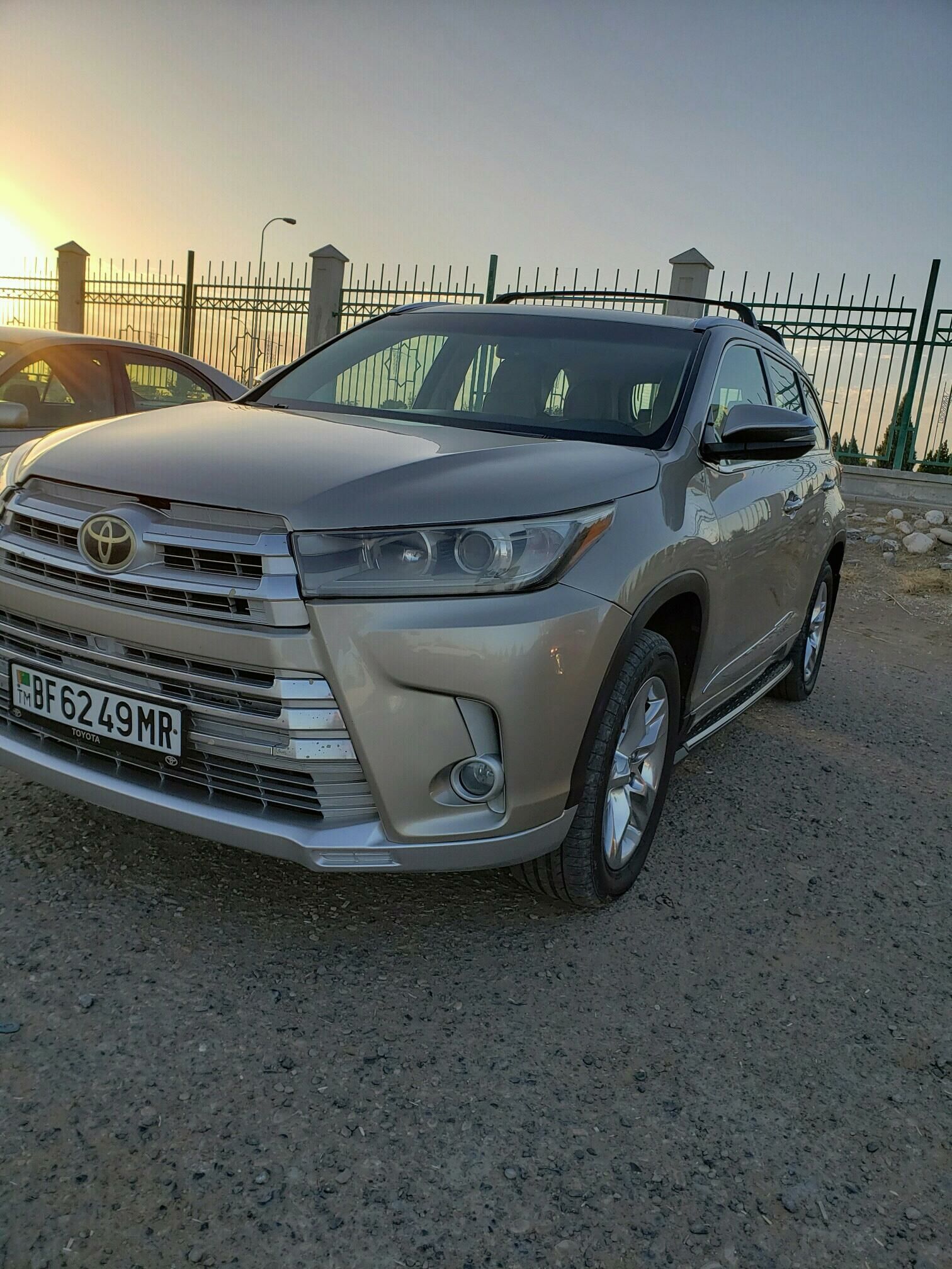 Toyota Highlander 2015 - 370 000 TMT - Sakarçäge - img 2
