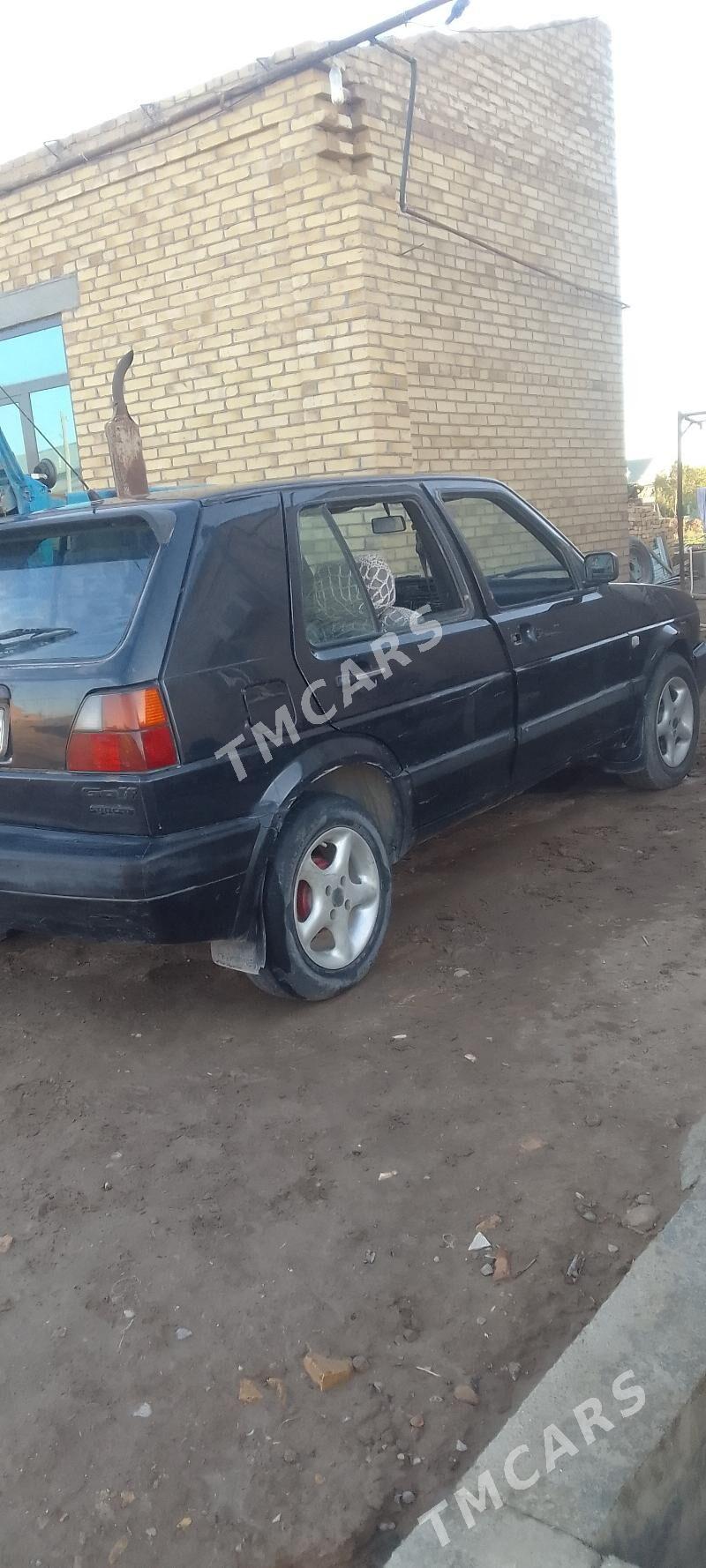 Volkswagen Golf 1992 - 16 000 TMT - Фарап - img 4