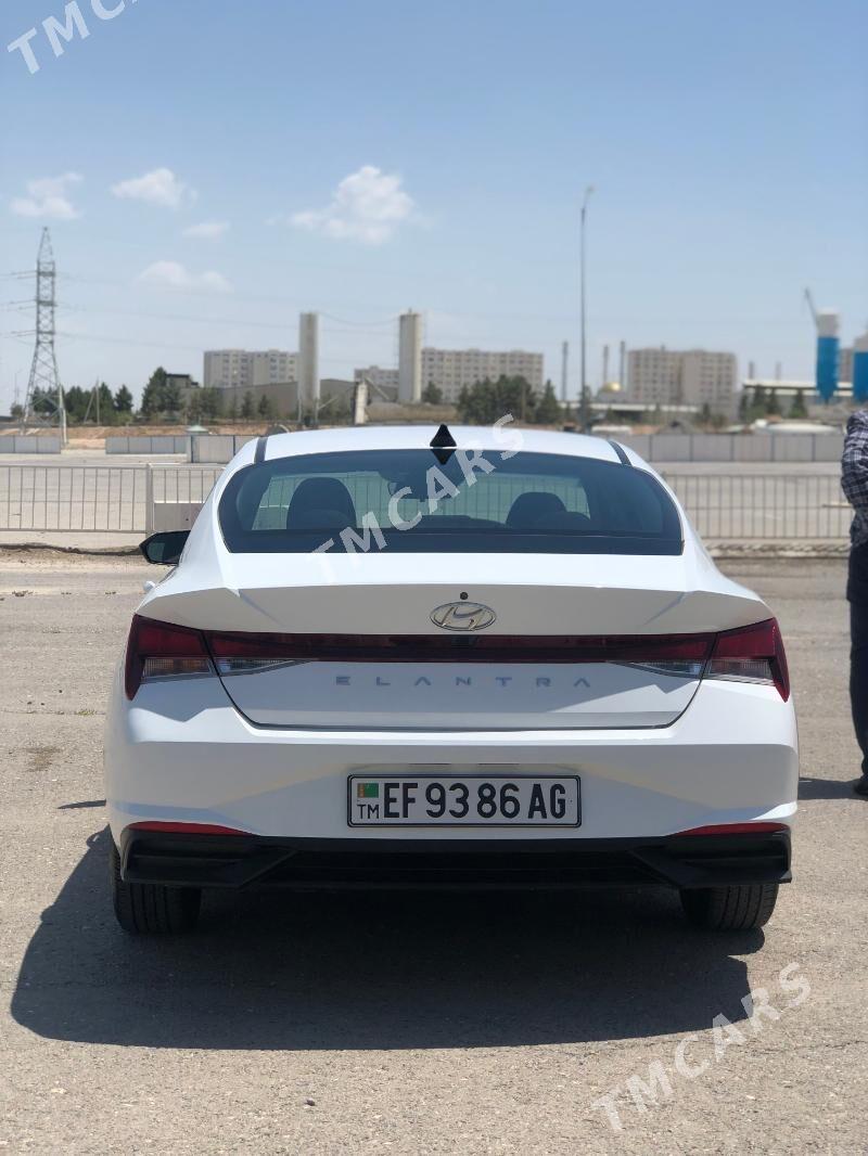 Hyundai Elantra 2022 - 242 000 TMT - Ашхабад - img 4