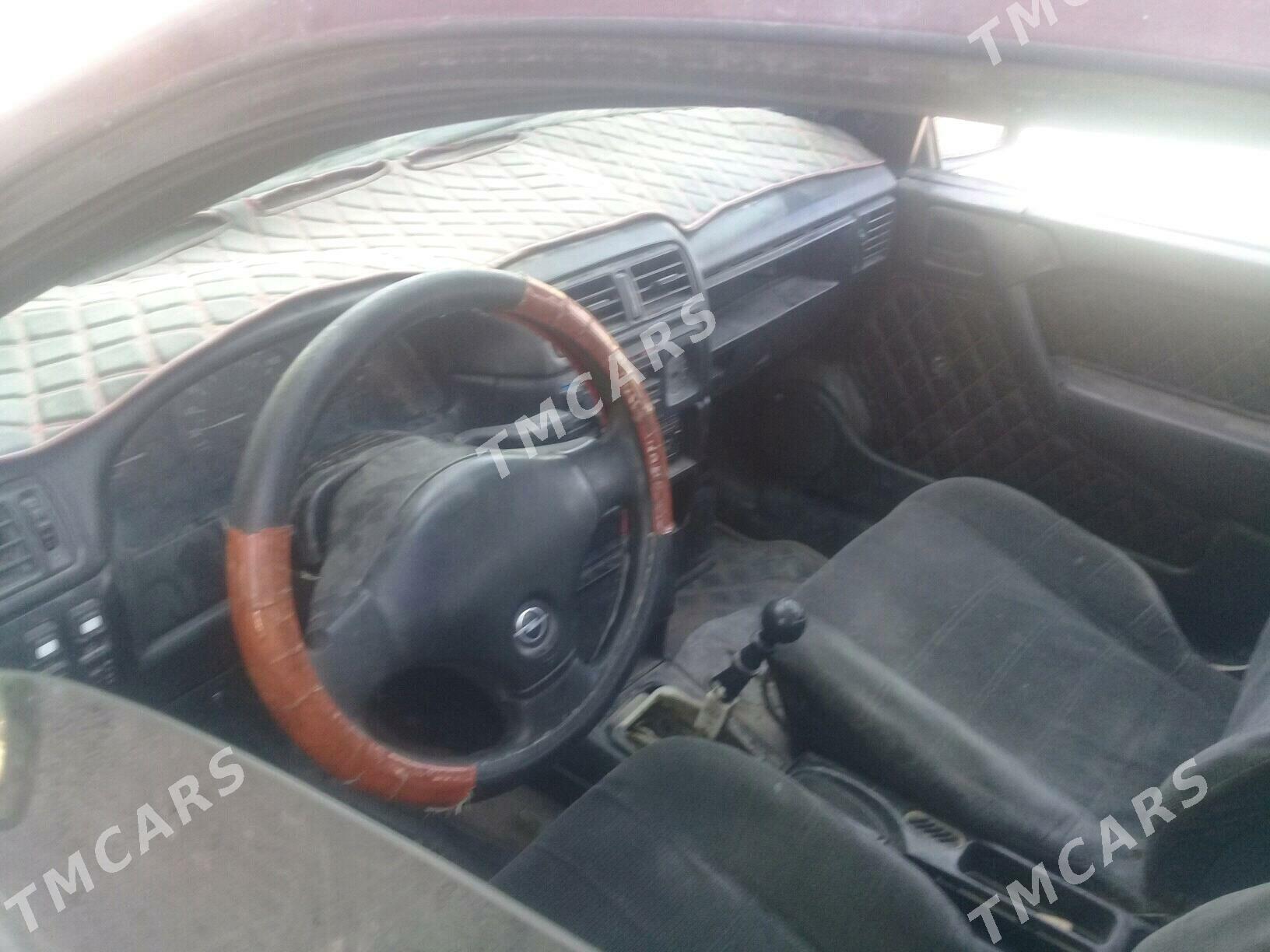 Opel Vectra 1990 - 27 000 TMT - Мургап - img 3