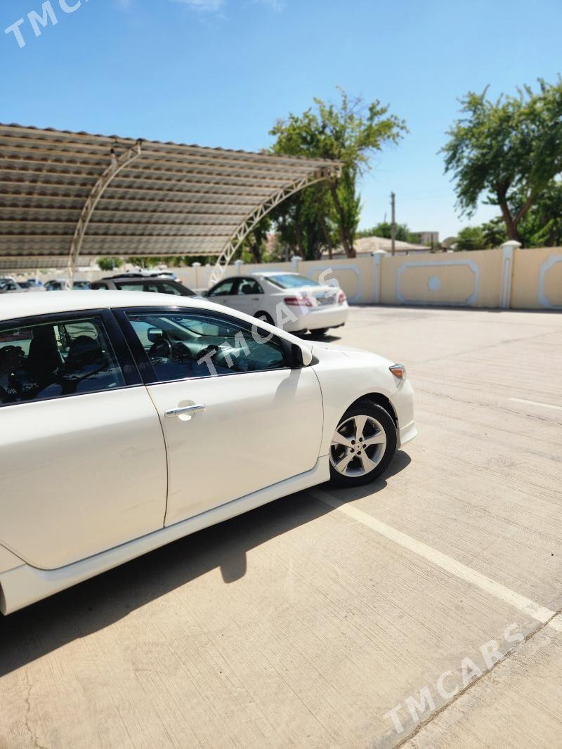 Toyota Corolla 2011 - 155 000 TMT - Байрамали - img 3