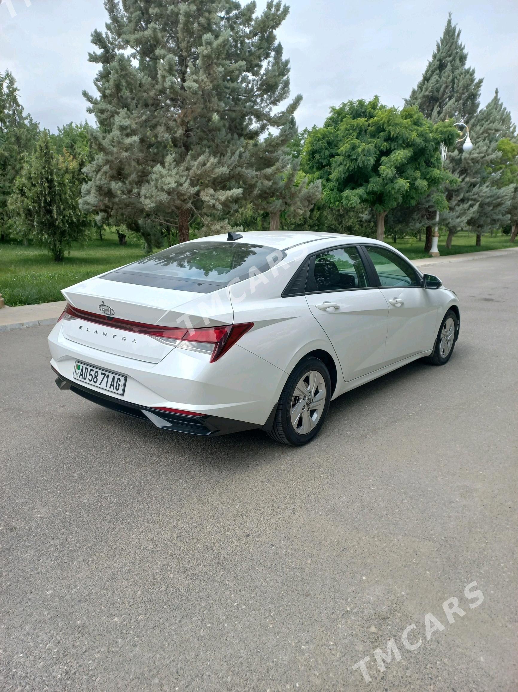 Hyundai Elantra 2022 - 255 000 TMT - Ашхабад - img 2