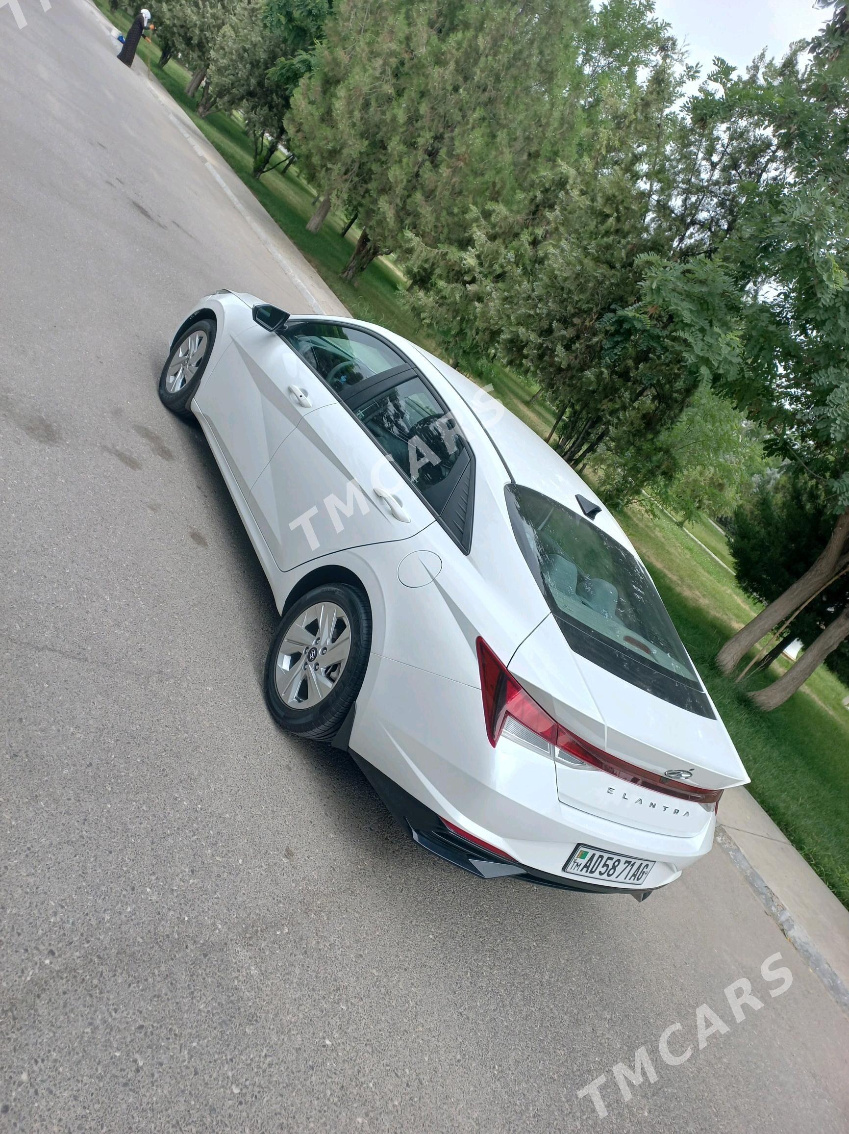 Hyundai Elantra 2022 - 255 000 TMT - Ашхабад - img 4