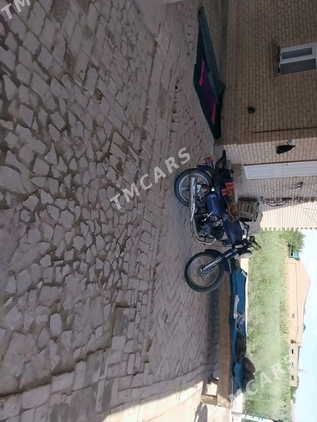Fekon FK150-8G 2002 - 5 100 TMT - Халач - img 2